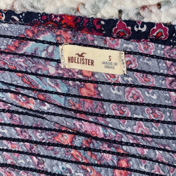 Hollister romper - Picture 3 of 3